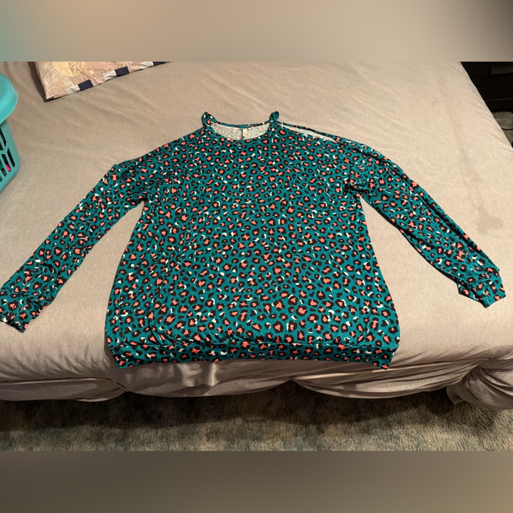 Turquoise and pink cheetah top